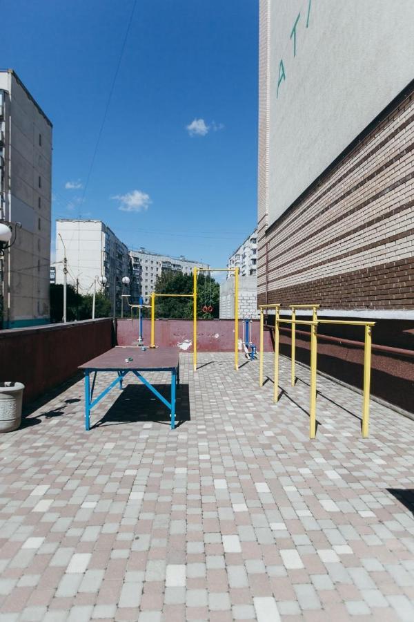 Atlant Luxury Big Family Apart On Golovna З Двома Окремими Спальнями Навпроти Тц Депот Безконтактне Заселення Chernivtsi Exterior foto
